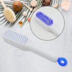 Self-Cleaning Hairbrush, Self-Cleaning Anti-Static Detangling Massage Comb, One-pull Clean Scalable Rotate Lifting Self Cleaning Hairbrush Hair Styling Tools - Image 4
